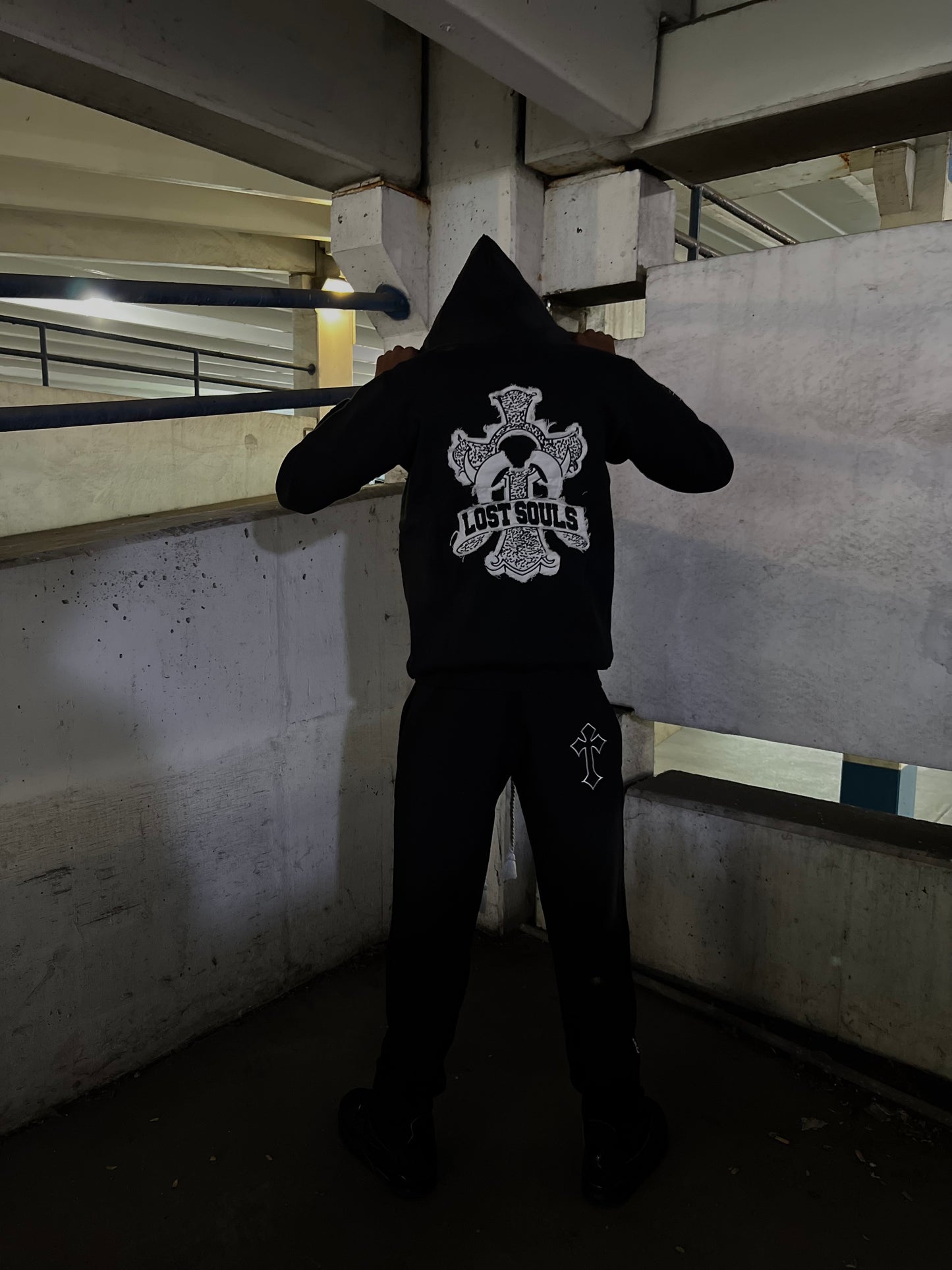 LS Cross Logo Jogging Suit